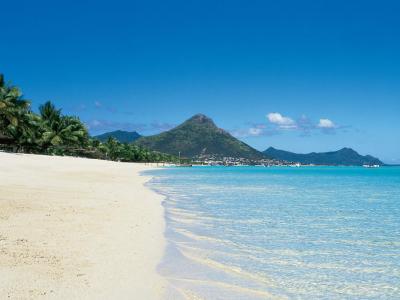 ”La Pirogue Resort and Spa 4*”