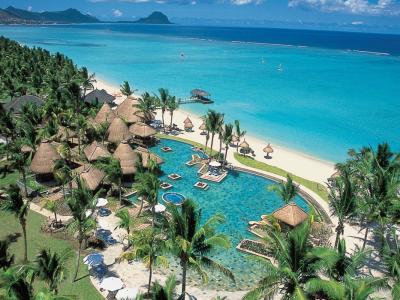 ”La Pirogue Resort and Spa 4*”